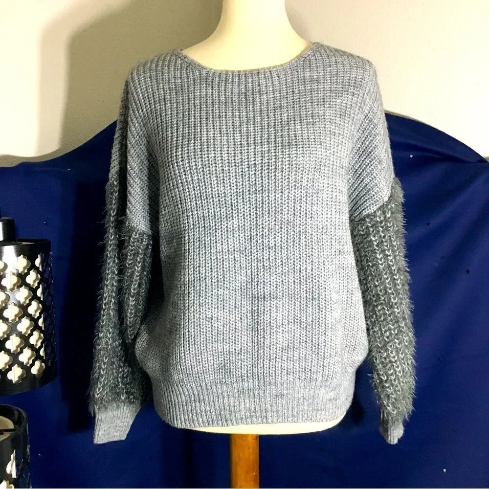Berretti Gray Knit Sweater Top Size Small